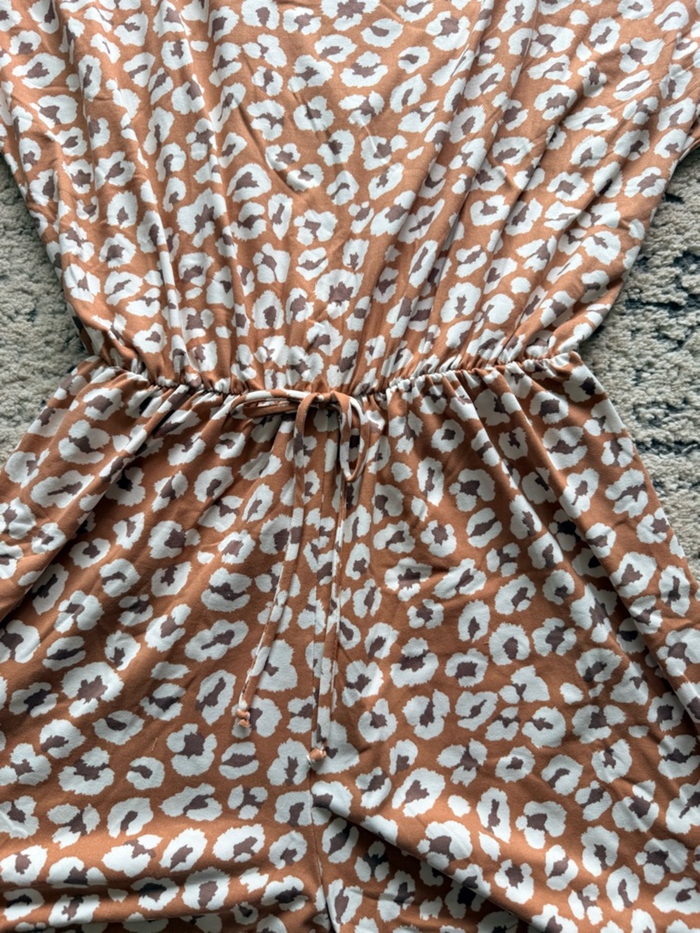 NWOT-Brushed Leopard Romper in Mauve SZ L - Picture 7 of 9